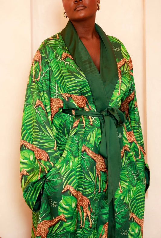 Giraffe Luxe Robe